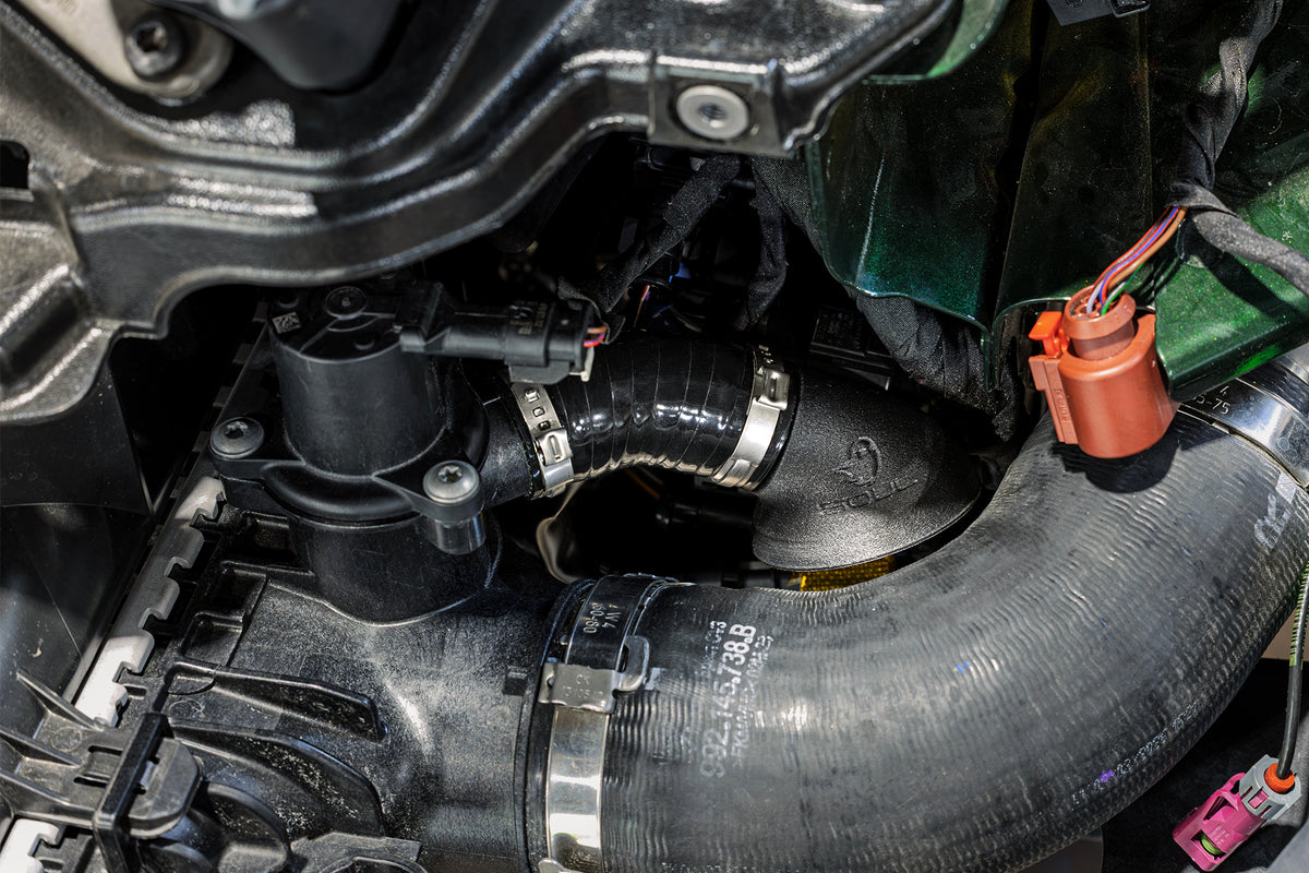 SOUL Porsche 992.2 Turbo S VTA (Vent To Atmosphere) Adapters